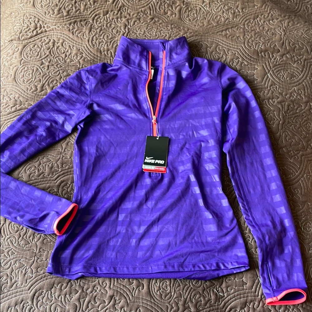 Nike Pro Purple Half-Zip Top, Womens small BRAND NEW!!!!